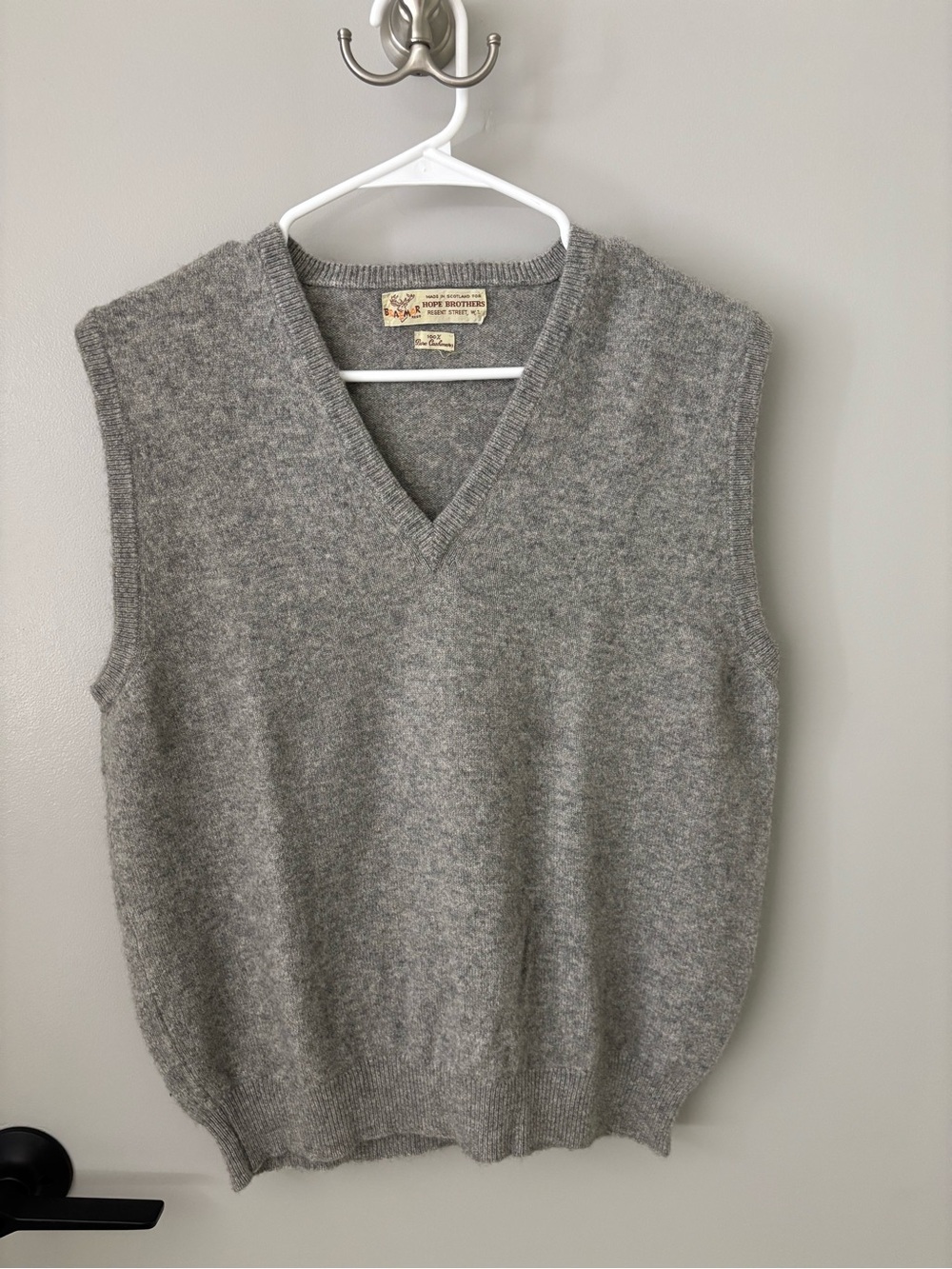 Vintage Braemar 100% Pure Cashmere Sweater Vest Gray